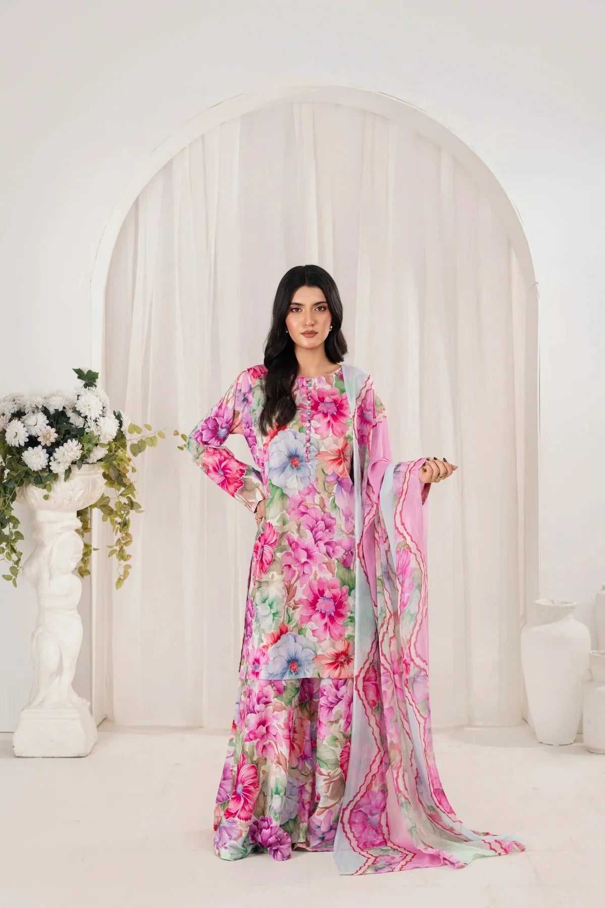 Unstitched Breeze Lawn Suit, All Over Stylish Printed Summer Wear Collection – Random Article VG- 44