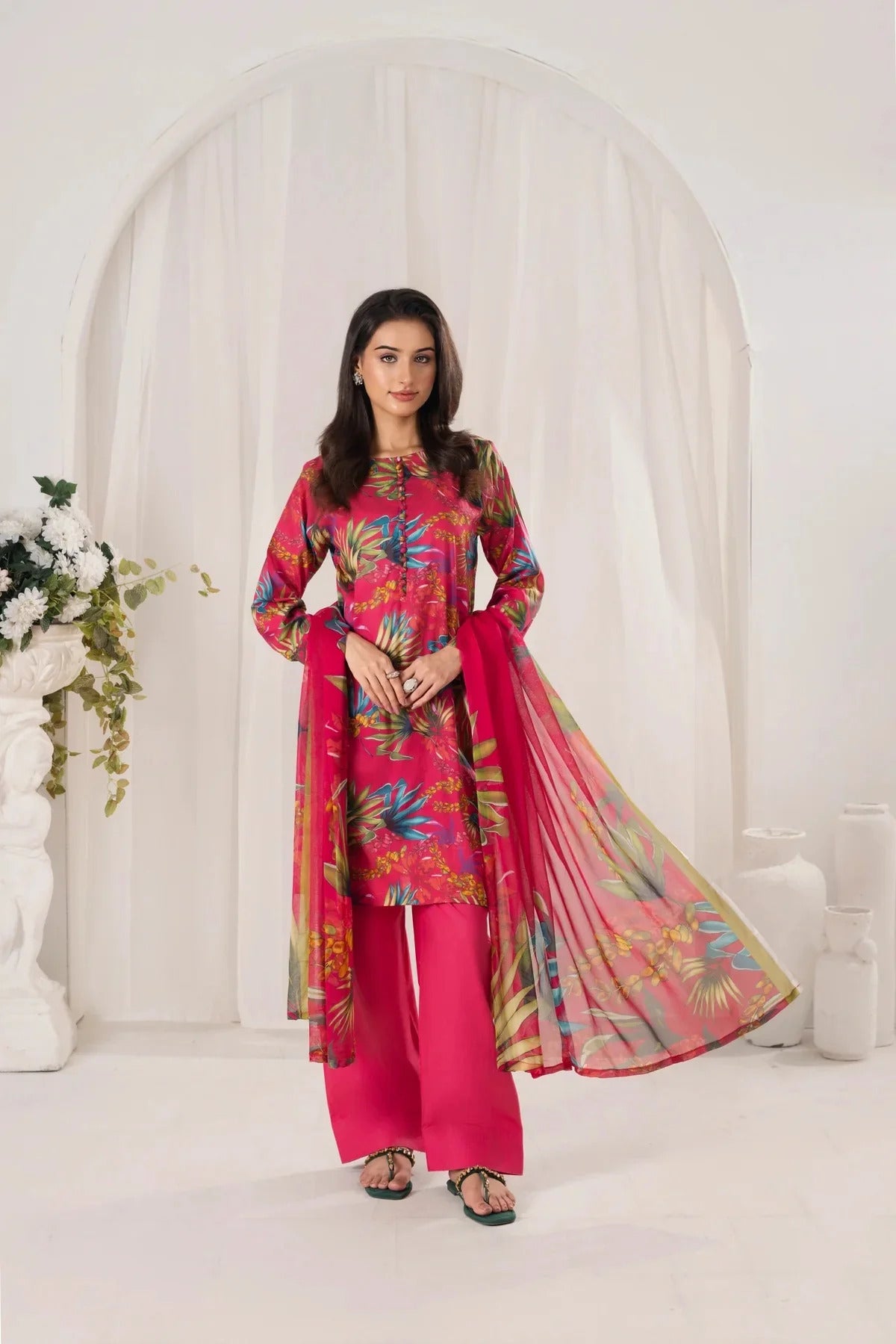 Unstitched Breeze Lawn Suit, All Over Stylish Printed Summer Wear Collection – Random Article VG- 47