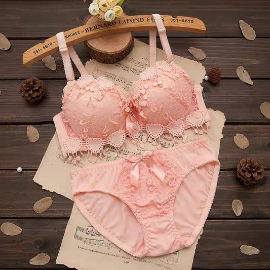 New  Design Bra Set Unique Lace Style With painty Set For Women Padded or Removable Pad Wire Bra For Girls Net Style Underwear (skin blue red black and Green color available We may send any color  size (30 to 38)