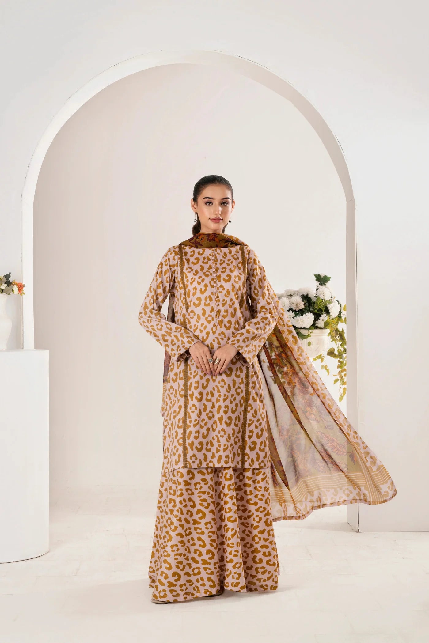 Unstitched Breeze Lawn Suit, All Over Stylish Printed Summer Wear Collection – Random Article VG- 48