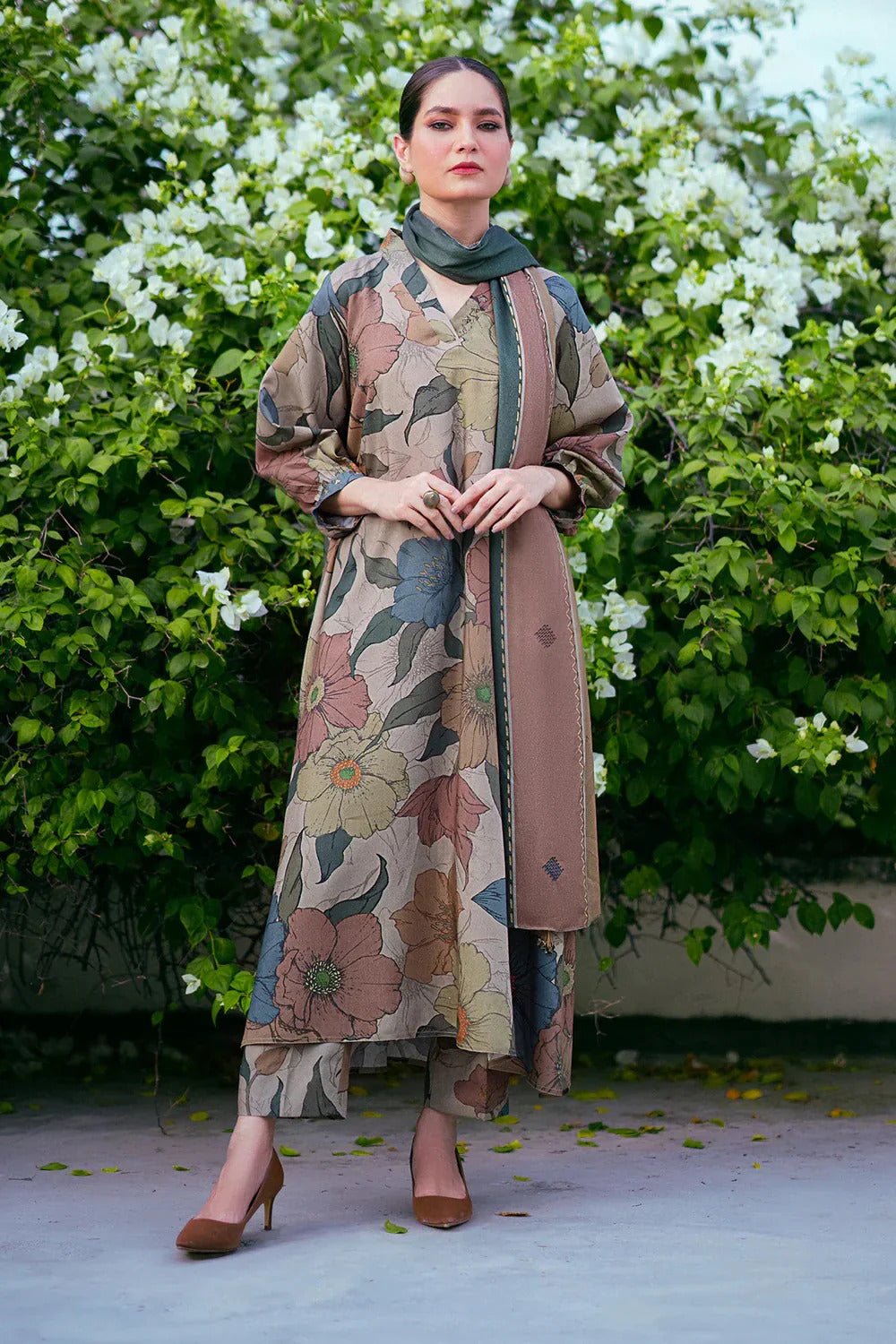 Unstitched Breeze Lawn Suit, All Over Stylish Printed Summer Wear Collection – Random Article VG- 68