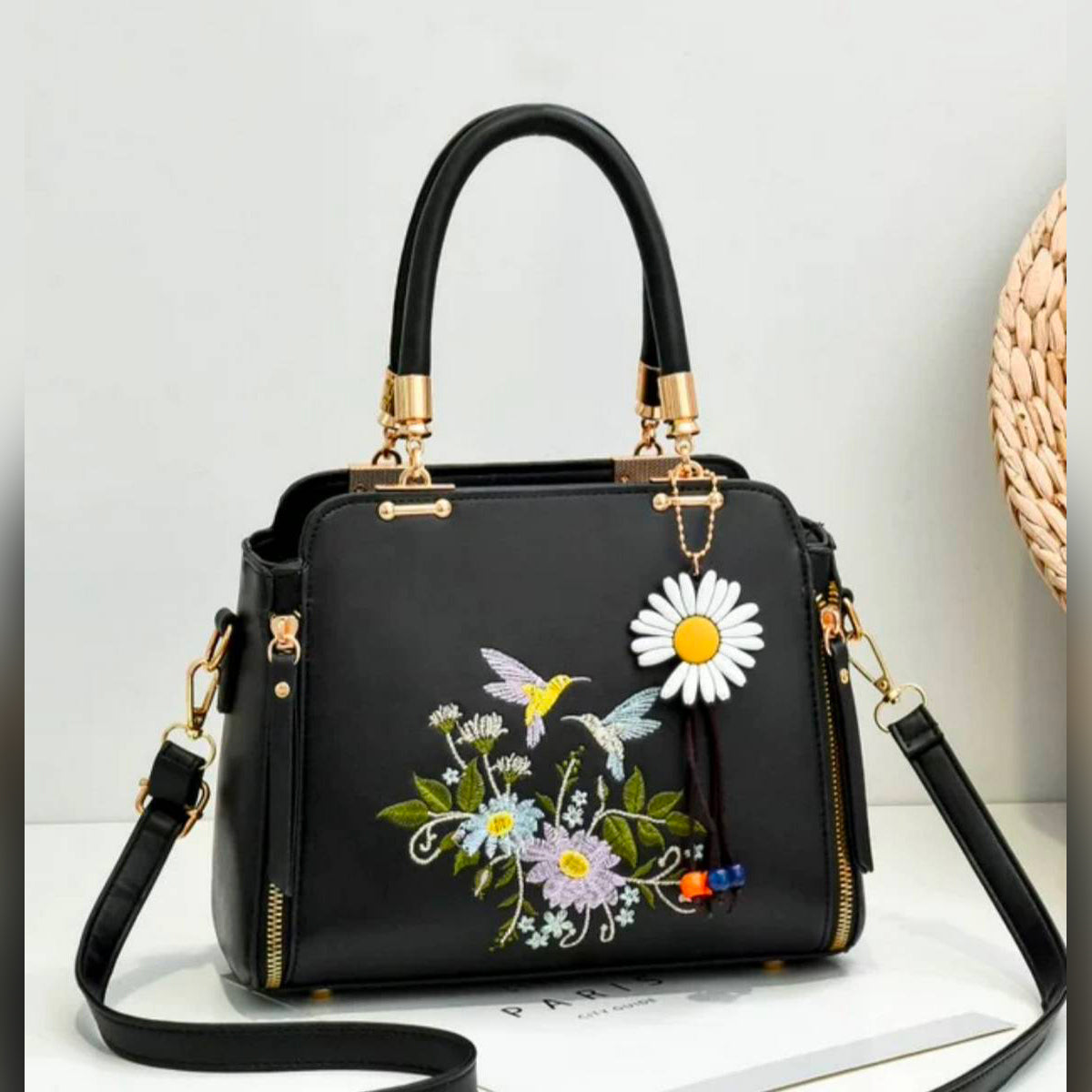 Beautiful Embroidery PU Leather Casual Woman Hand Bag