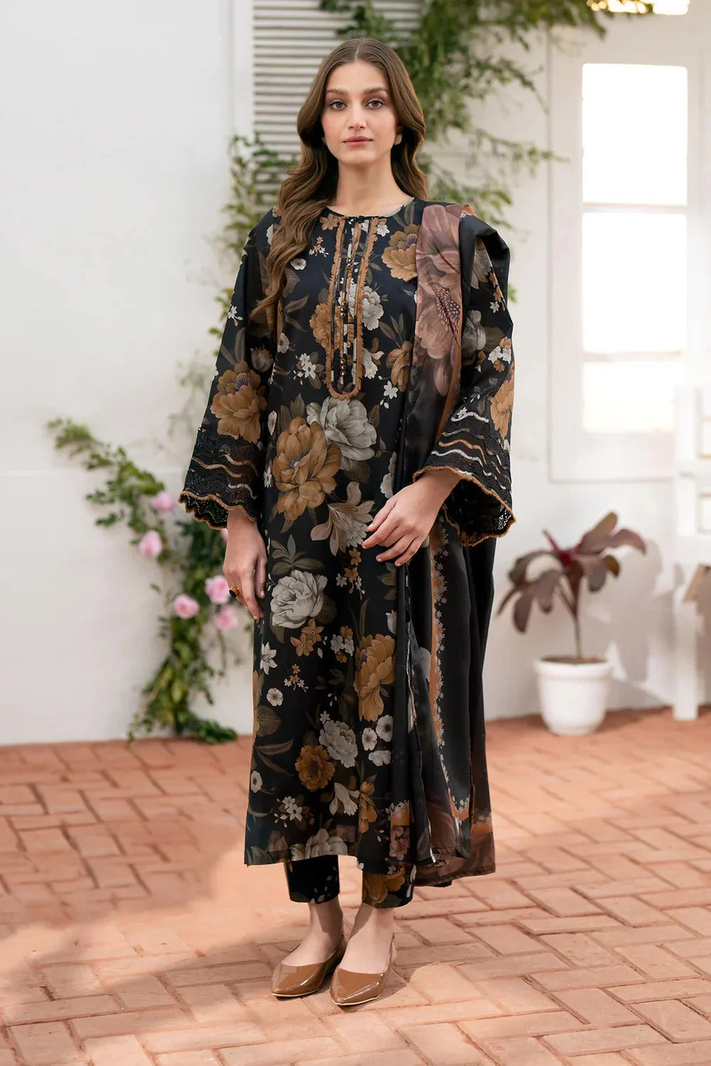 Unstitched Breeze Lawn Suit, All Over Stylish Printed Summer Wear Collection – Random Article VG- 67