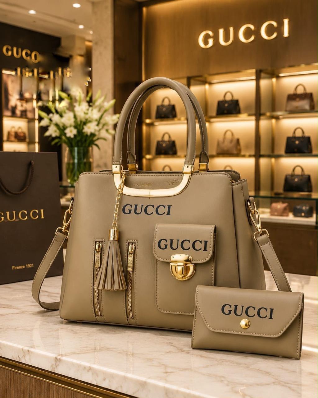 2 PICS BRANDED HAND BAGS FOR GIRLS