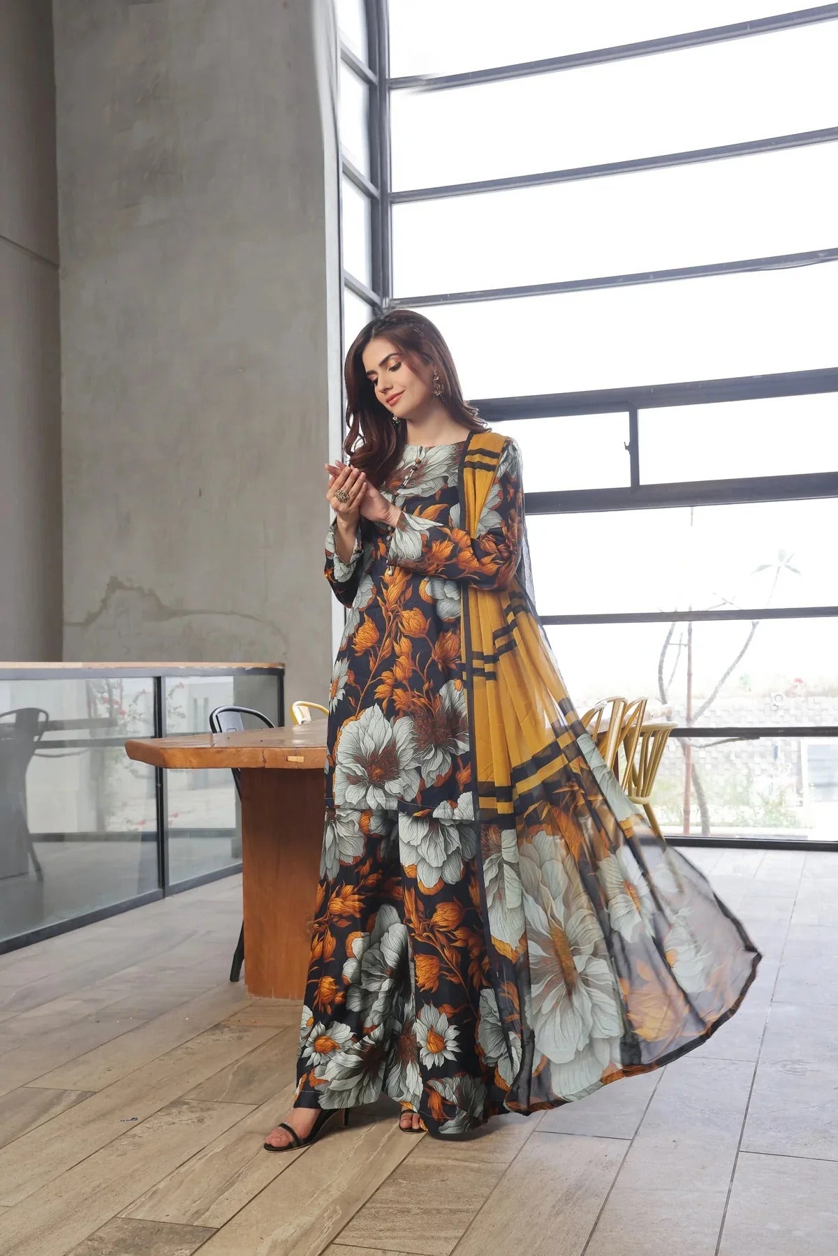 Unstitched Breeze Lawn Suit, All Over Stylish Printed Summer Wear Collection – Random Article VG- 35