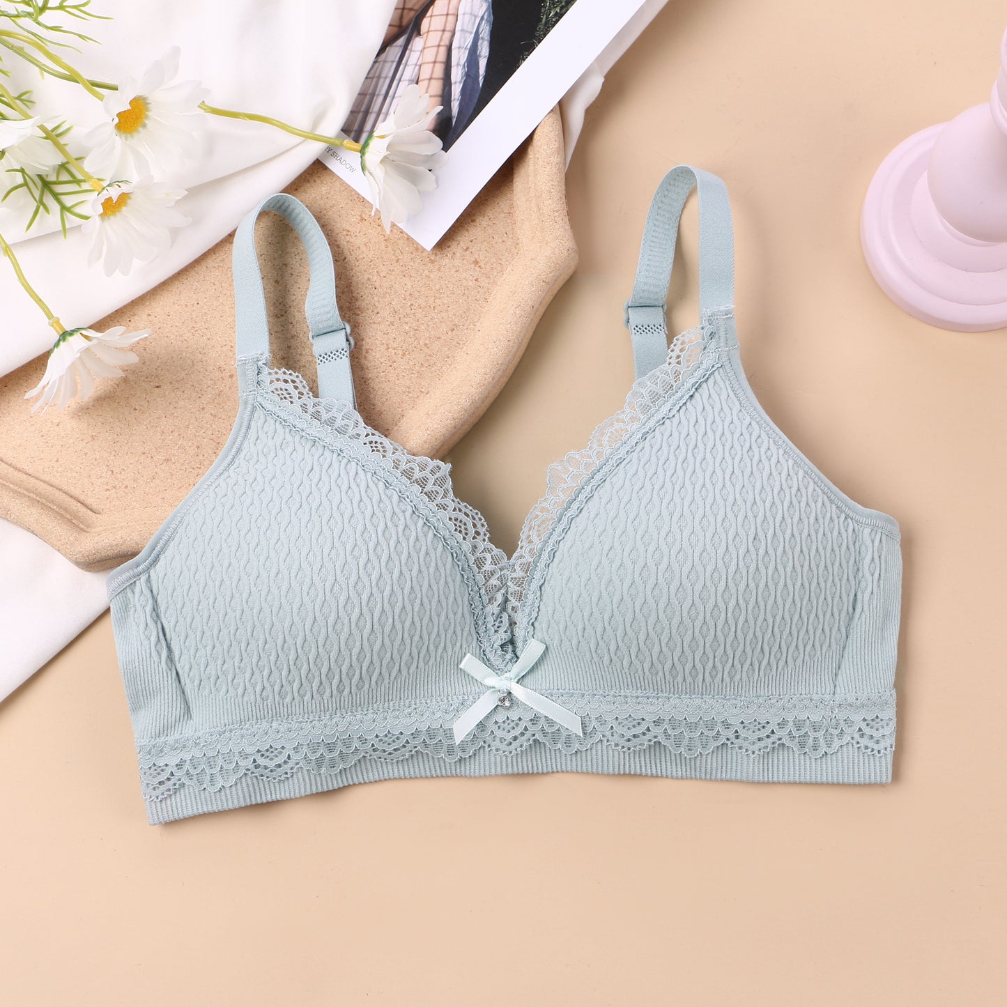 New Women Bra Sexy Lace Triangle Cup Brassiere Small Breasts Wireless Adjustable Lingerie Underwear